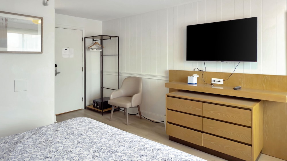 Harborline Hotel - photo 10