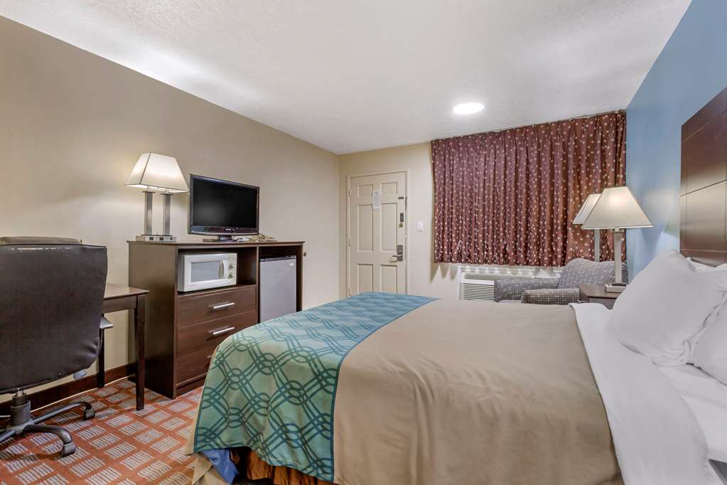 Econo Lodge Woodstock Shenandoah Valley I 81 - photo 19