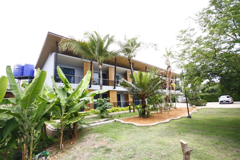 Phumi Resort — Phuket — photo 2