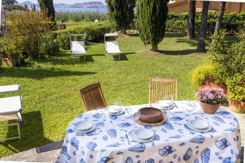 Villa Lilla — 4-Star Luxury Hotel in Portoferraio, Italy