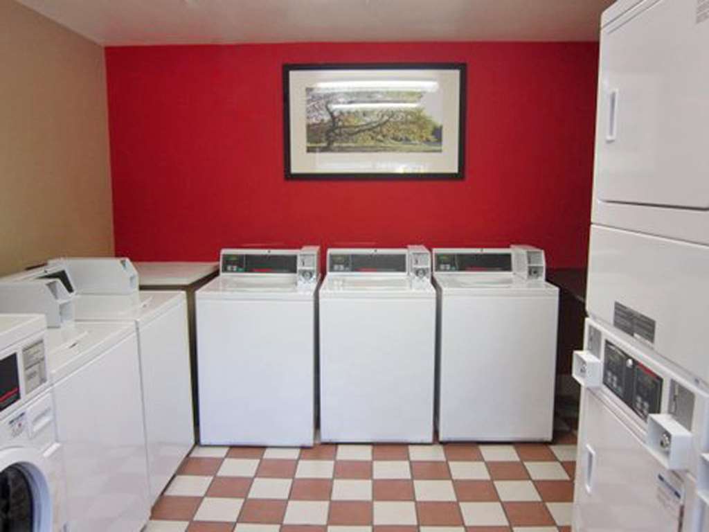 Extended Stay America Austin Arboretum South - photo 41