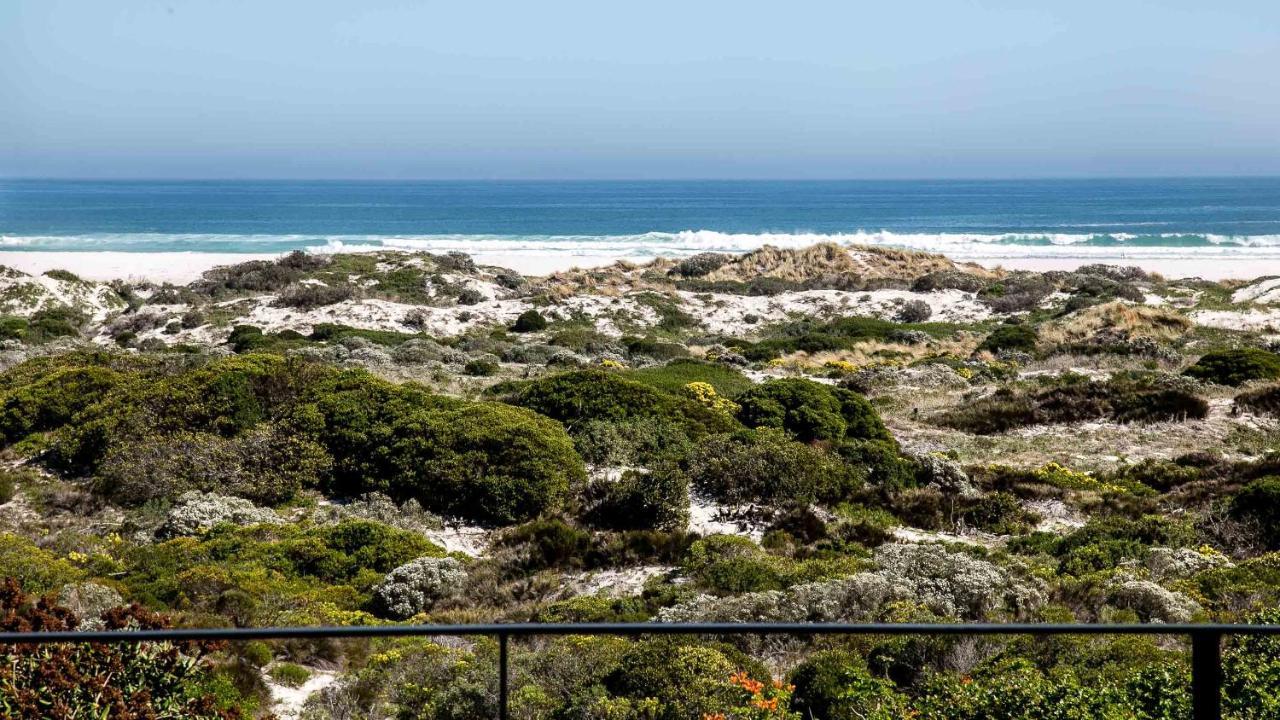Willow Beach House with backup power