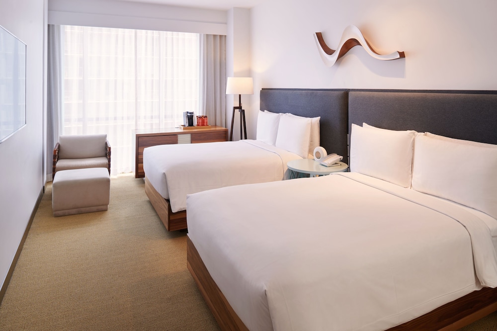 Hyatt Centric Waikiki Beach - photo 33