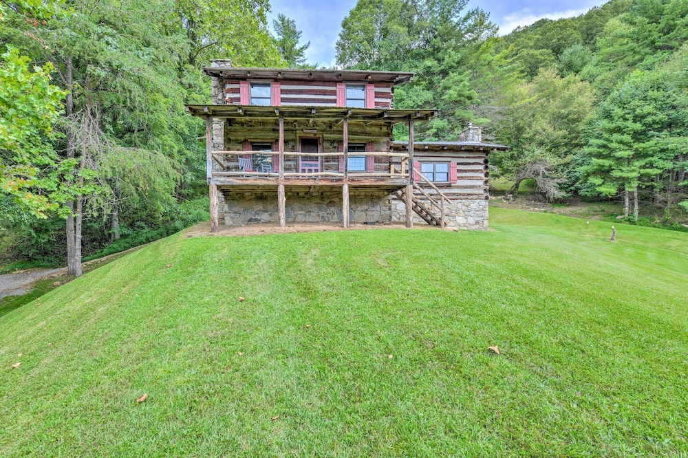 Turkey Hollow Cabin With Stunning Open Views 17953965 — Clyde