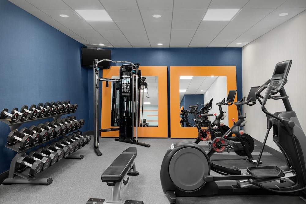 Hampton Inn Fayetteville Fort Bragg - photo 19