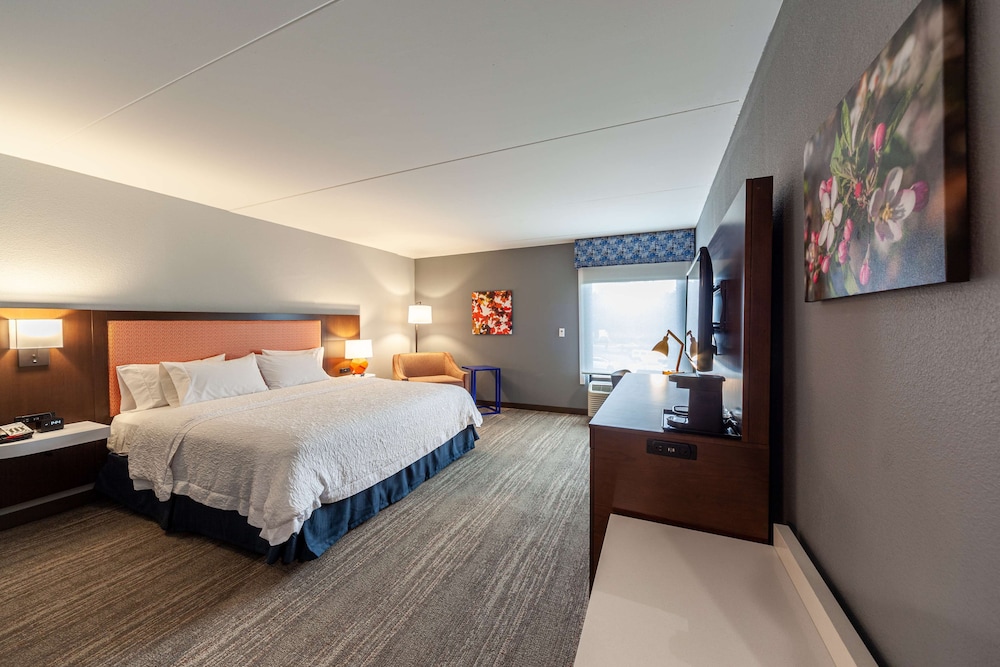 Hampton Inn Winchester N Conference Center VA - photo 22