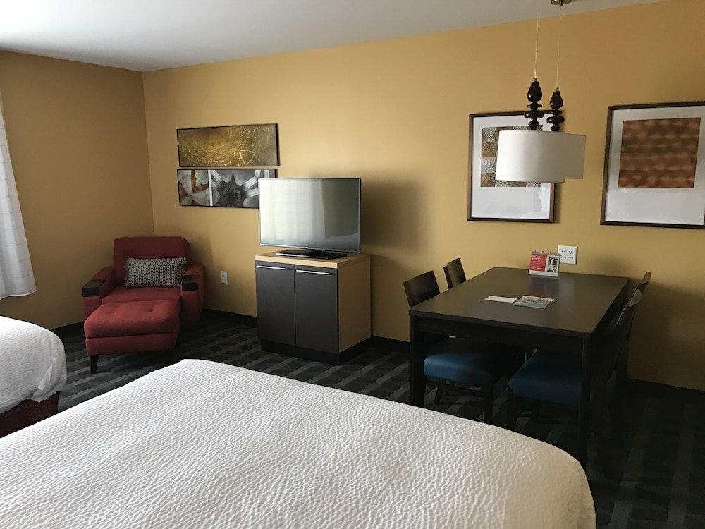 TownePlace Suites by Marriott New Hartford - photo 7