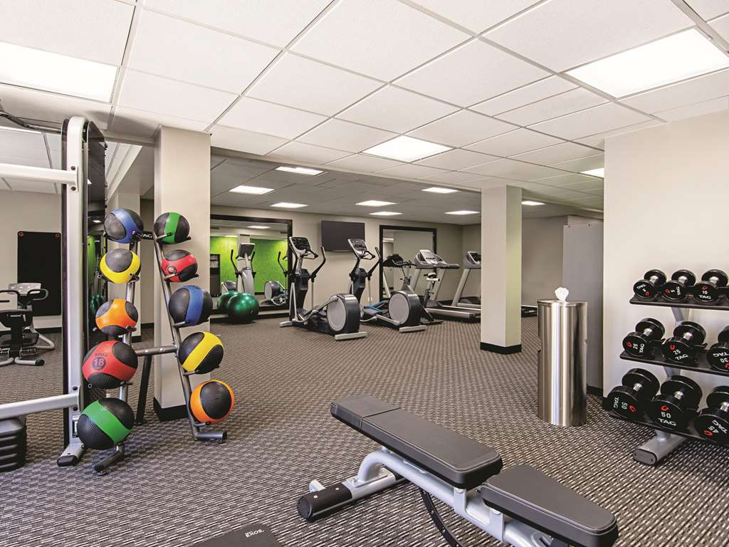 La Quinta Inn & Suites by Wyndham Boston Andover - photo 12