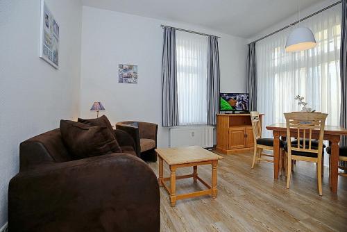La Mer Wohnung 10 — 4-Star Luxury Hotel in Ostseebad Kuehlungsborn, Germany