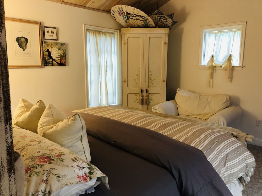 Frederick William House - photo 10