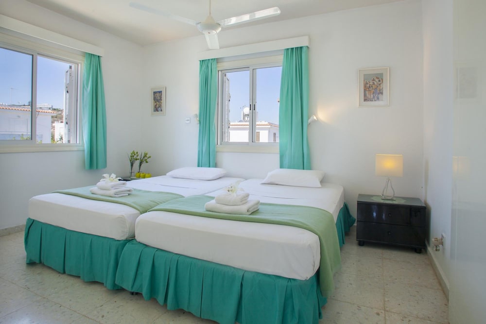 Protaras Holiday Suite Annie