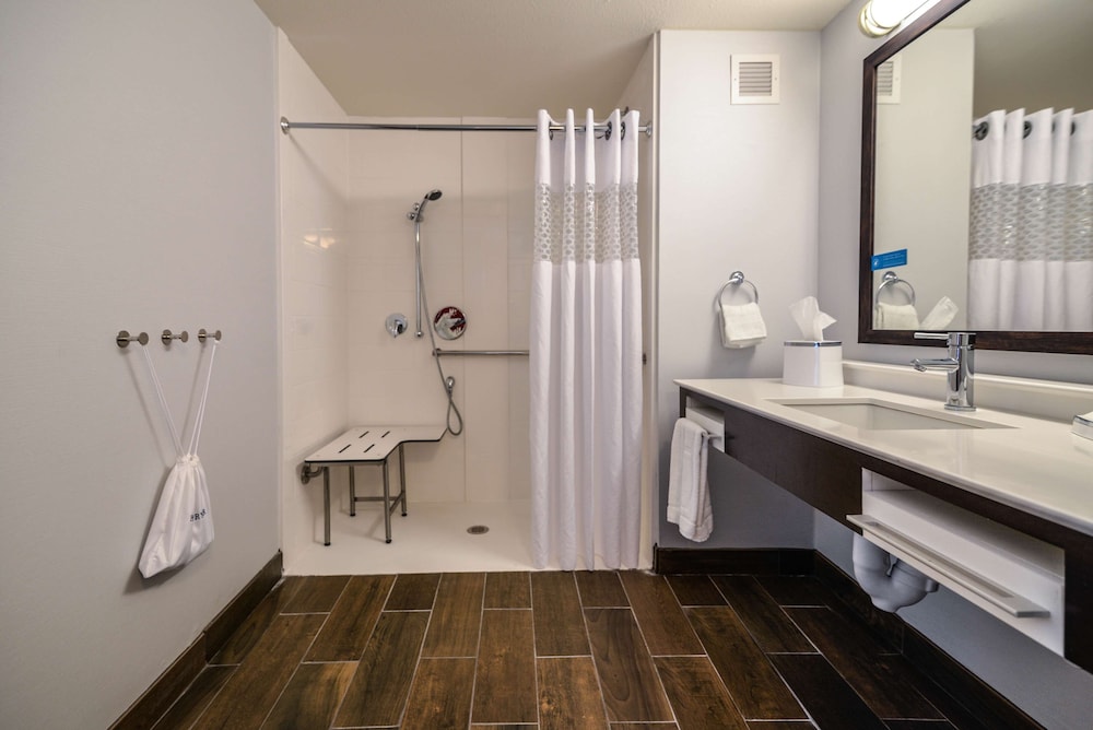 Hampton Inn Brighton - photo 55