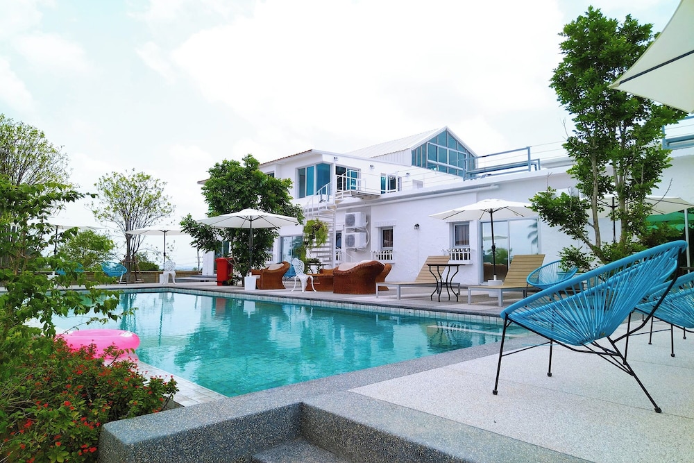 Khao Chi Chan Resort in Sattahip, Thailand