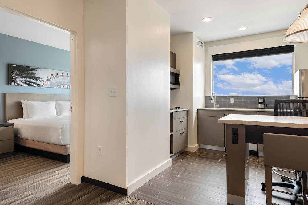 Hyatt House Orlando International Drive - photo 2