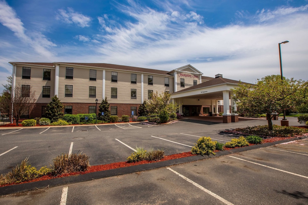 Hampton Inn Hadley Amherst Area - photo 34