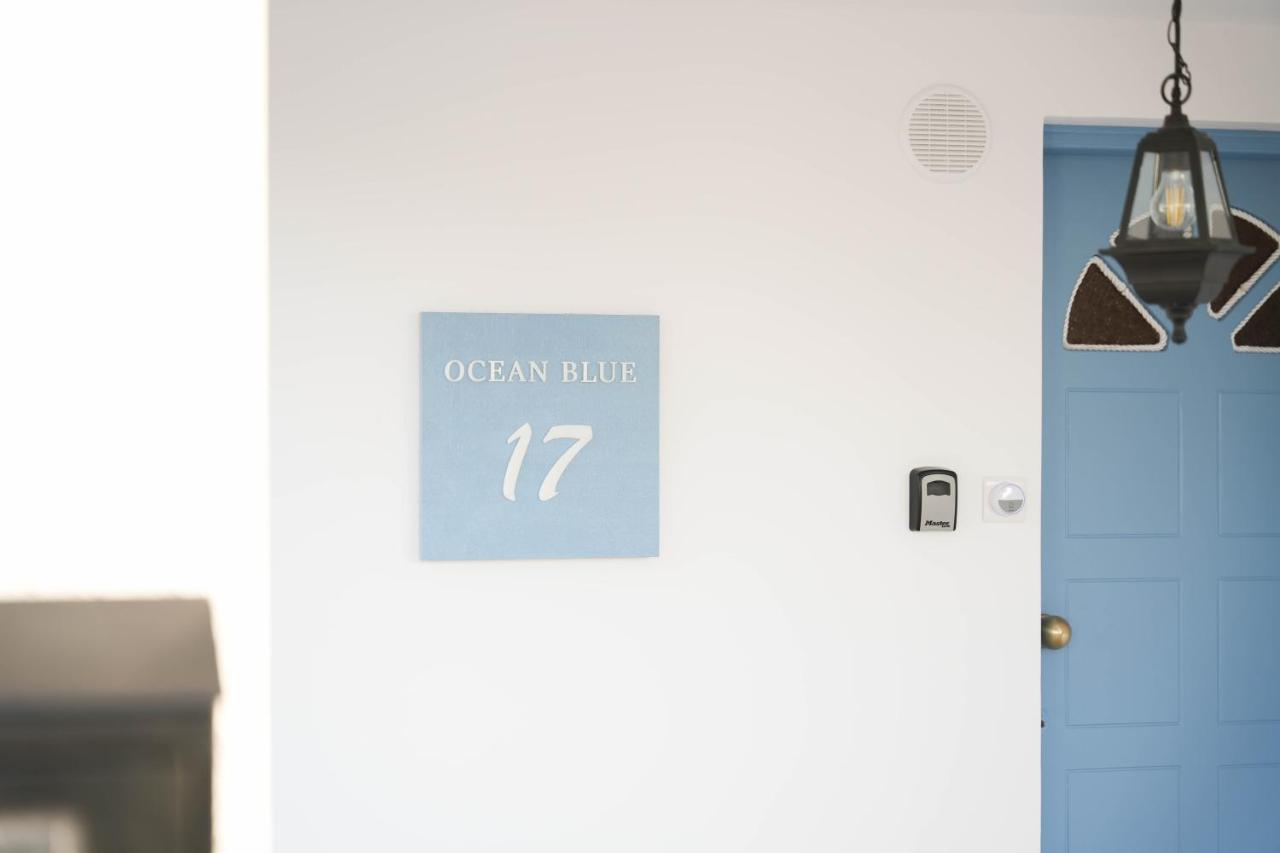 Ocean Blue House 17 — 4-Star Luxury Hotel in Meneou, Cyprus