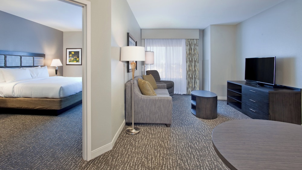 Candlewood Suites Kearney by IHG - photo 15