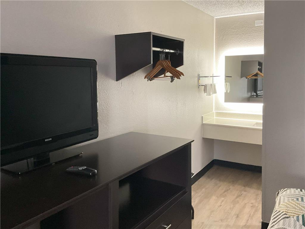 OYO Hotel Baton Rouge Mid City - photo 14
