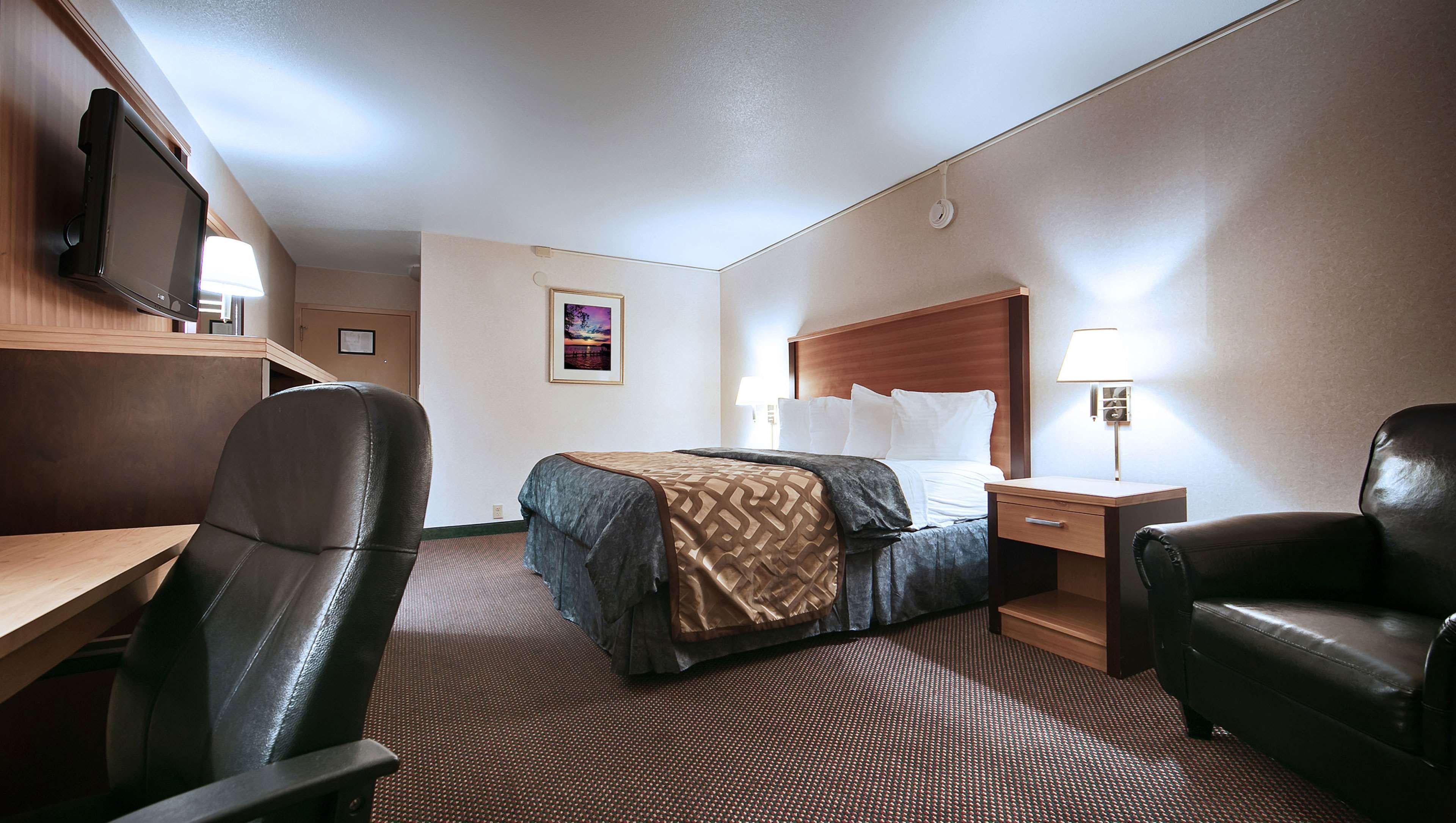 Magnuson Grand Columbus North - photo 16