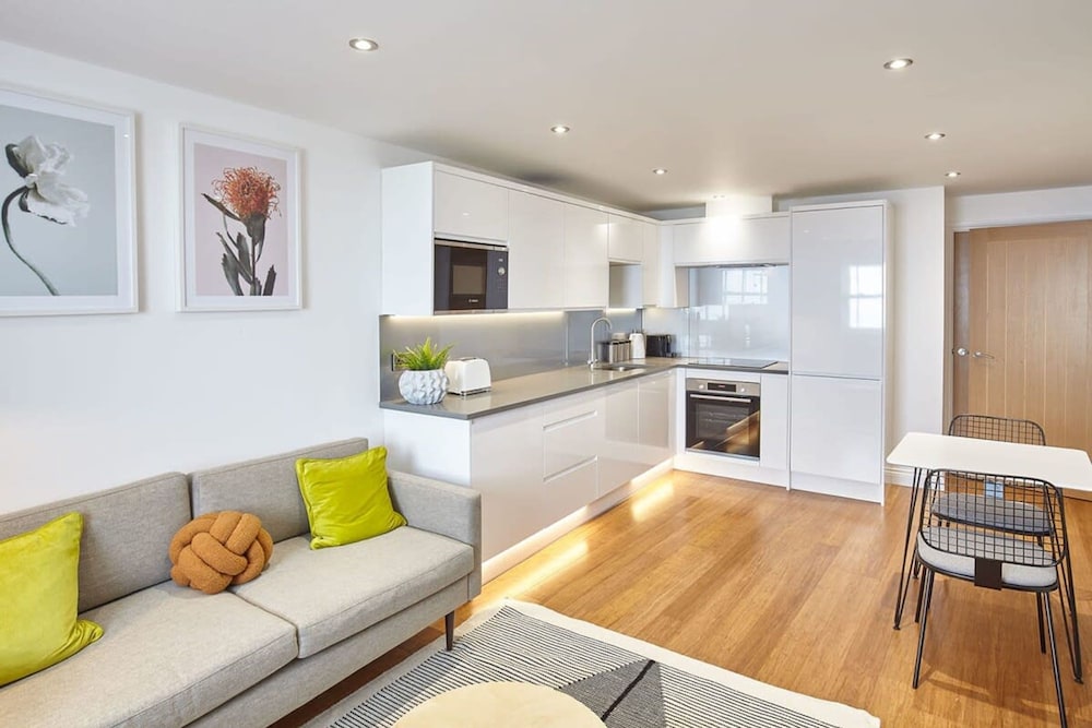 Host & Stay Sandcastles Apartment