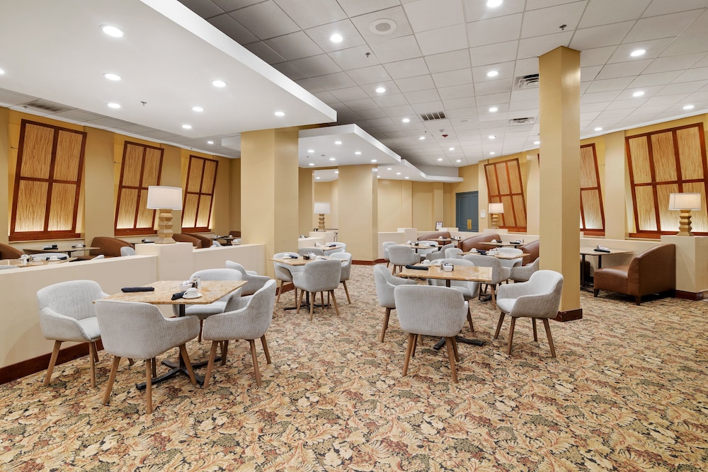 Crowne Plaza Houston Med Ctr Galleria Area by IHG - photo 51