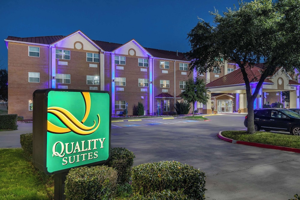 Quality Suites Addison Dallas — Addison