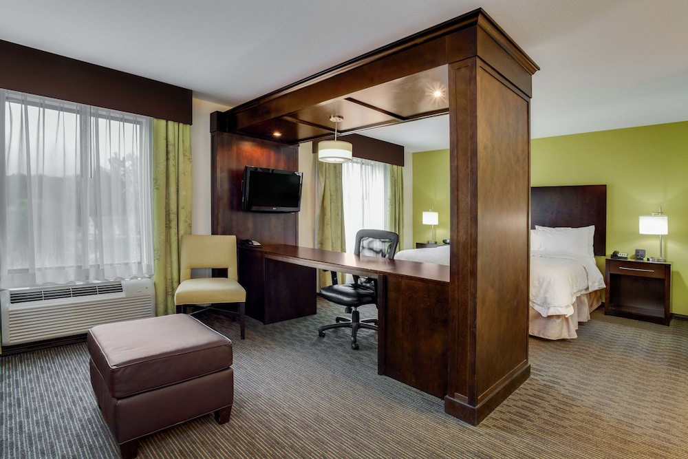 Hampton Inn Ozark - photo 8