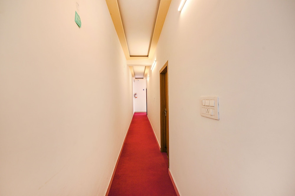 Fabexpress Pacific View — Dehra Dun — photo 2