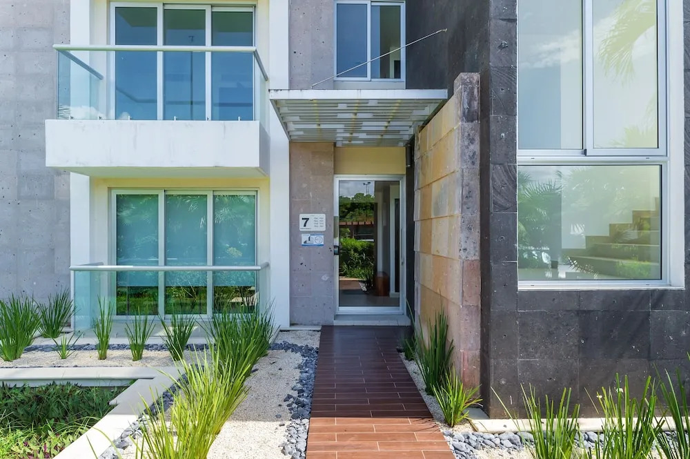 Mareazul Casa Sol norte apts — 5-Star Luxury Hotel in Playa Del Carmen, Mexico