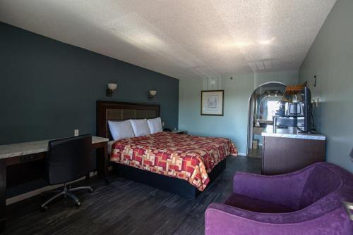 Excel Inn & Suites - photo 9