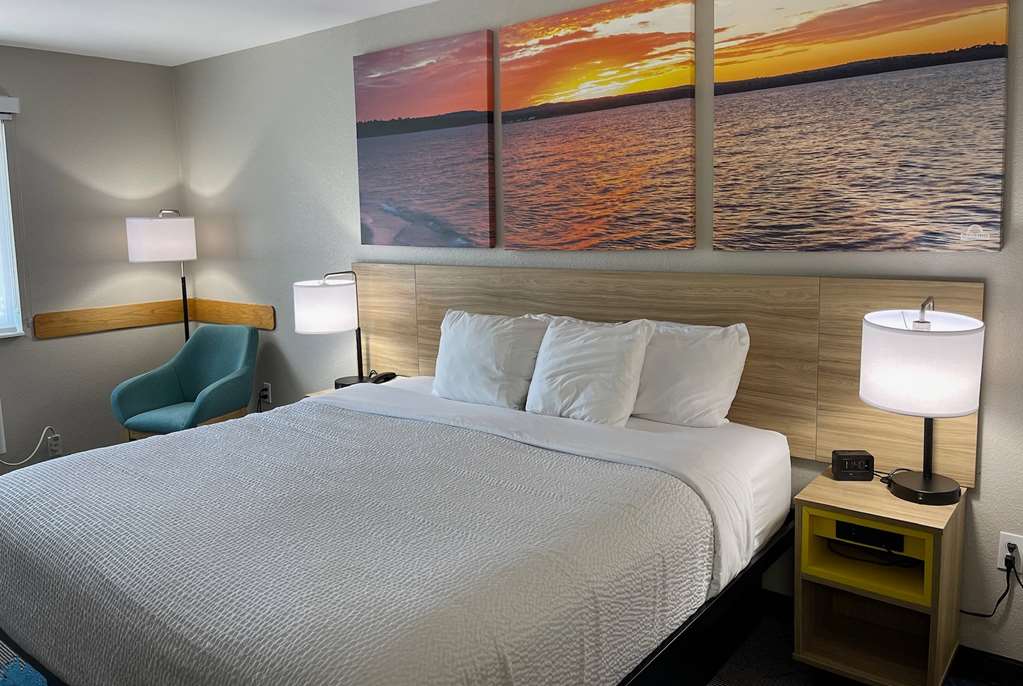 Days Inn by Wyndham Imlay City - photo 11