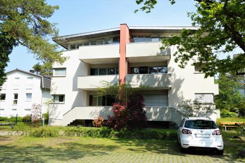 Villa Marlen Whg 6 direkt am Strand — 4-Star Luxury Hotel in Seebad Bansin, Germany