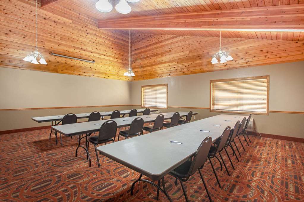 AmericInn by Wyndham Cloquet - photo 22