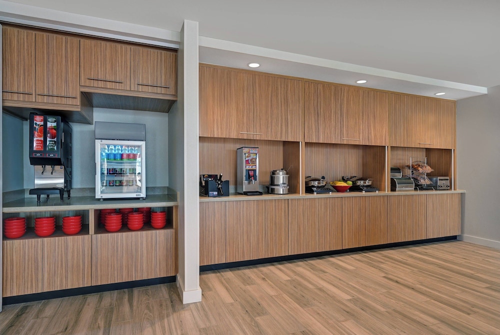 TownePlace Suites by Marriott Sacramento Airport Natomas - photo 45