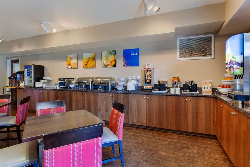 Comfort Inn & Suites Page at Lake Powell - photo 39