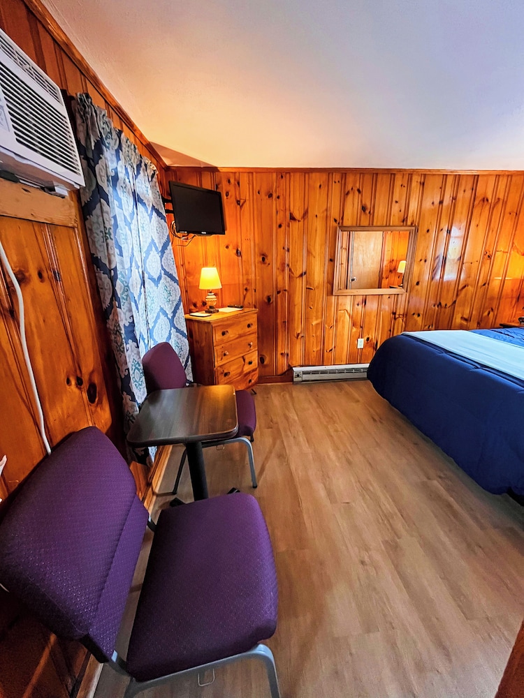 Blue Jay Motel - photo 4