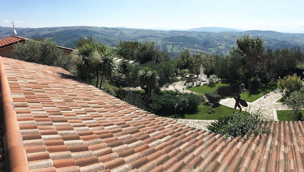 Giardini Hurz — hotel in Pietrelcina