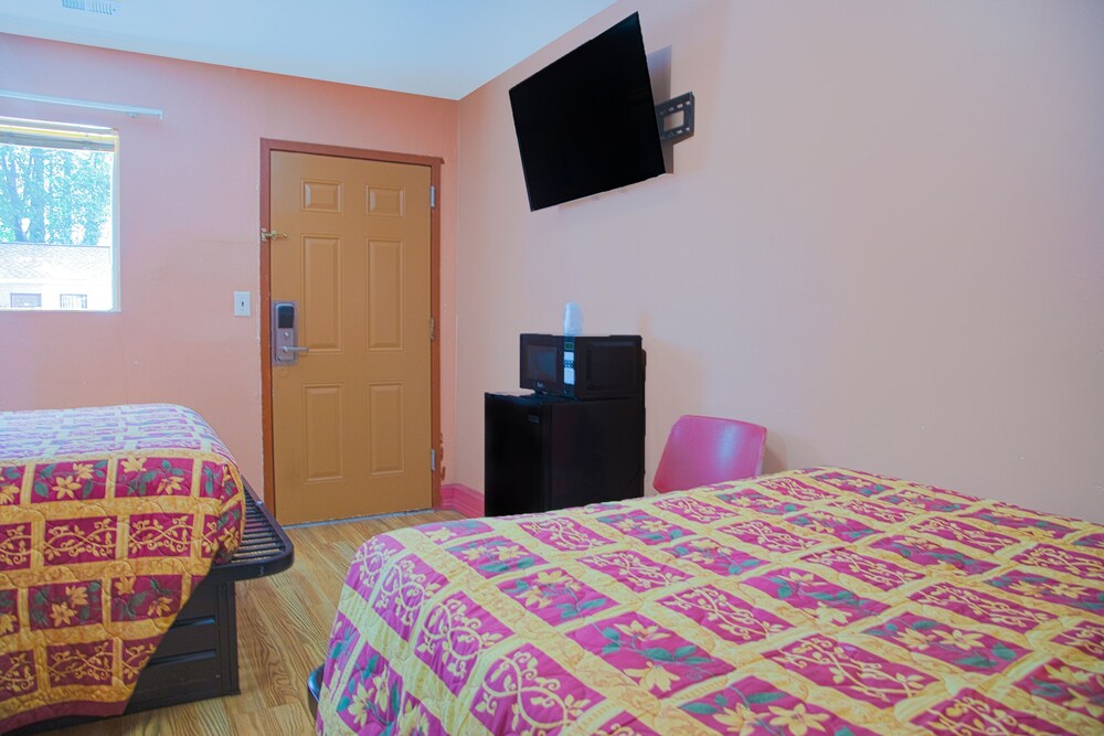 OYO Hotel I 20 Decatur East Atlanta - photo 15