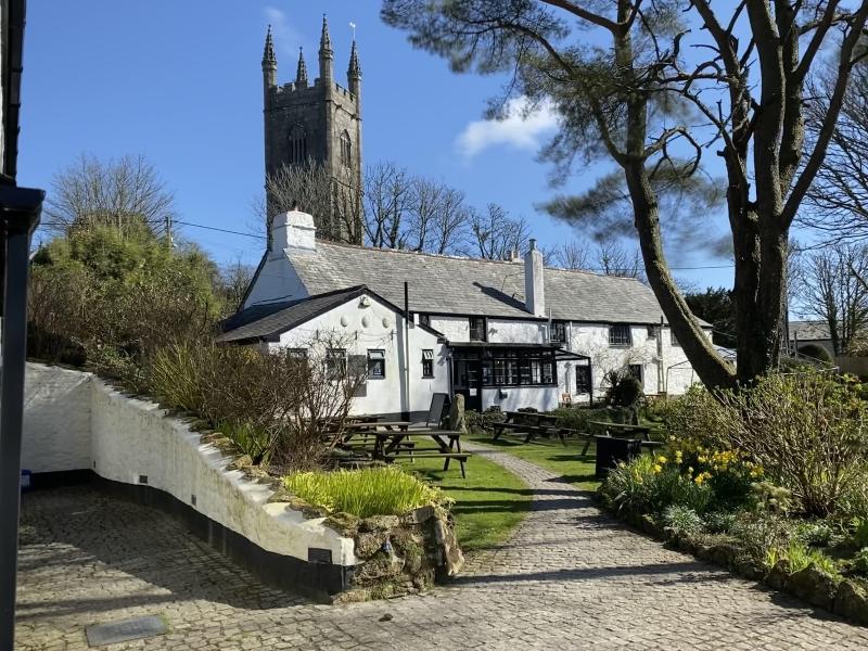 The Crown Inn - carbon neutral hotel in Bodmin