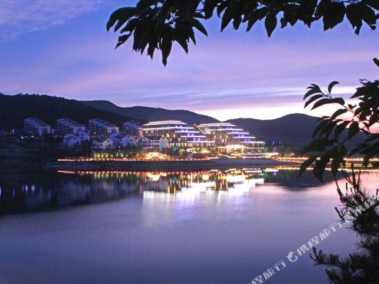 Dreamoon Blue Horizon Junhua Hotel in Rizhao, People's Republic of China