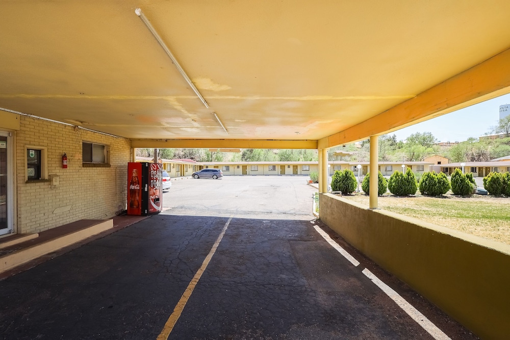 Route 66 Inn - photo 23