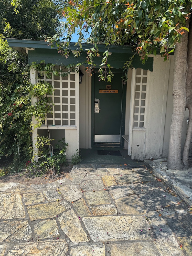 Carmel Resort Inn - photo 25
