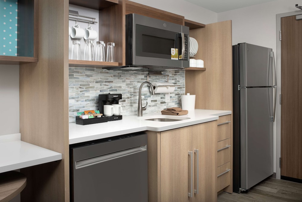 Home2 Suites by Hilton Owings Mills - photo 17