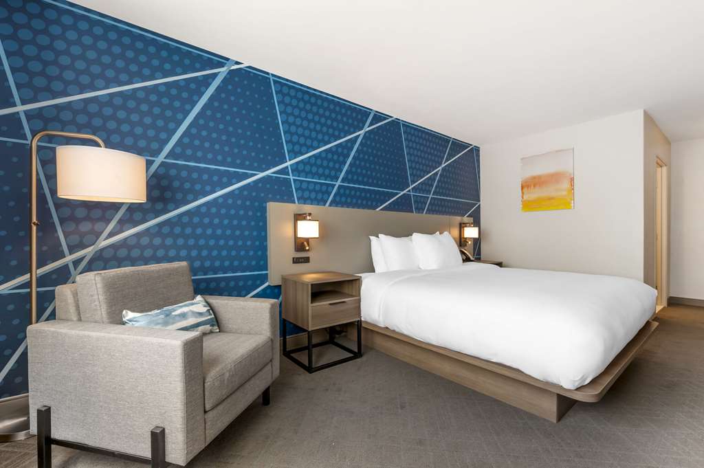 Comfort Inn Kendallville IN - photo 10