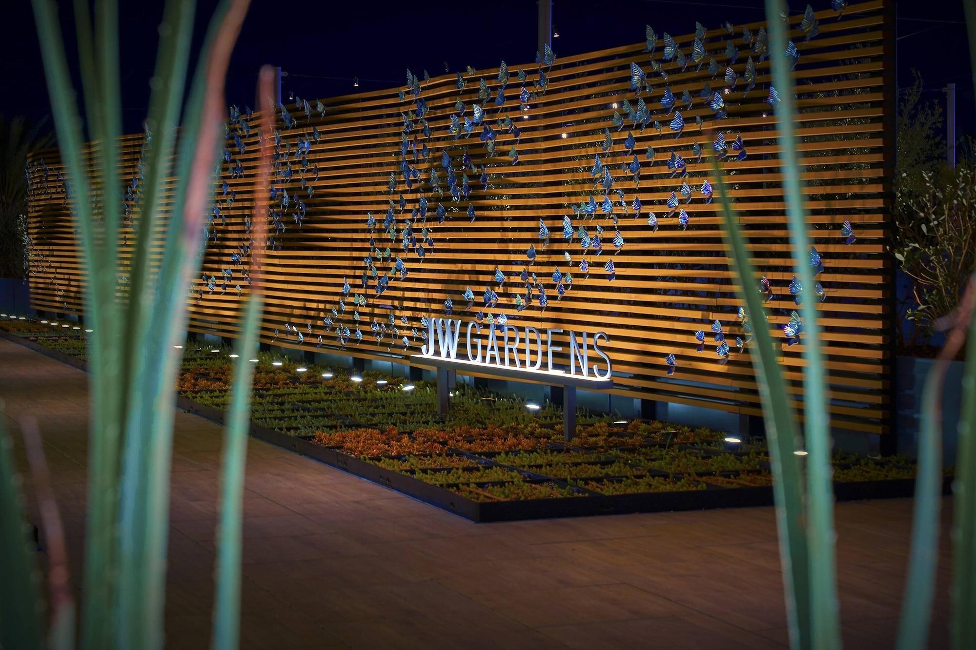 JW Marriott Anaheim Resort - photo 20