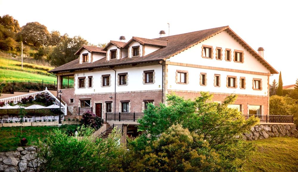 Hotel Penas Blancas — hotel in Villaescusa