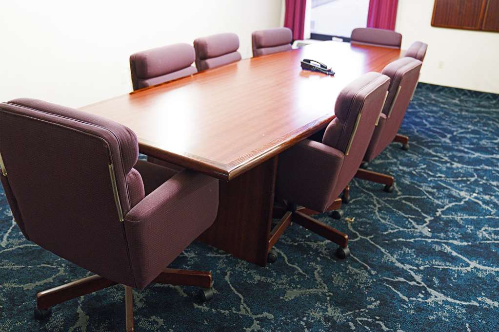 Quality Inn Seymour I 65 - photo 25