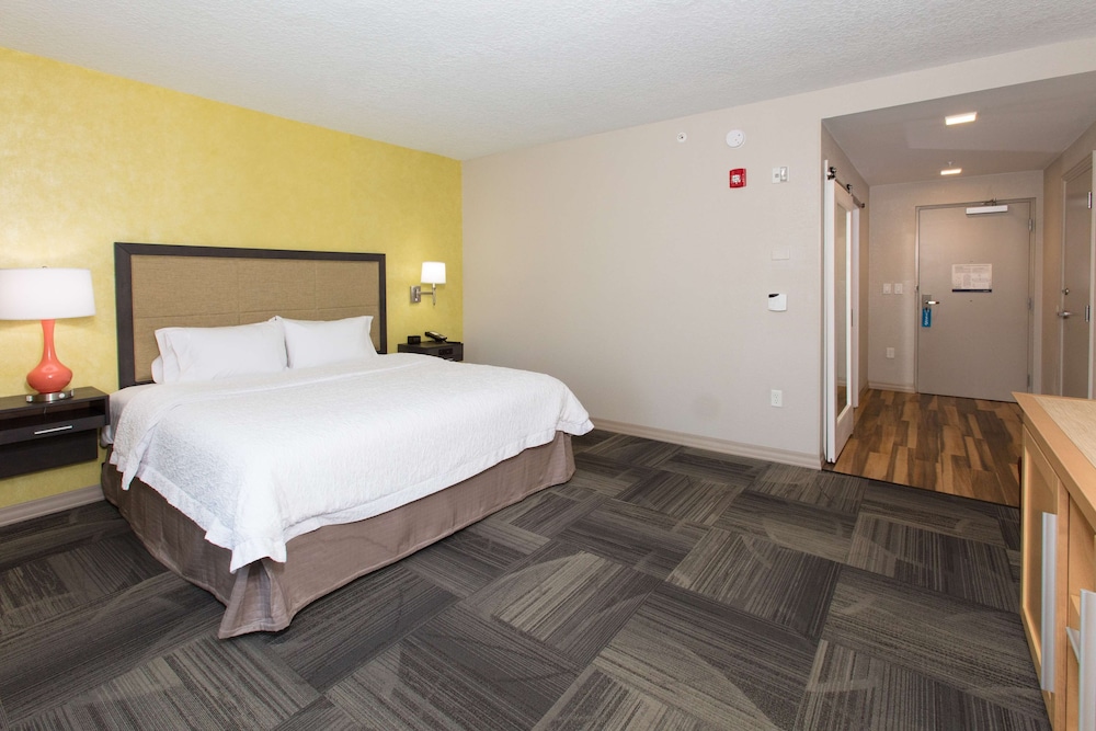 Hampton Inn Palatka - photo 15