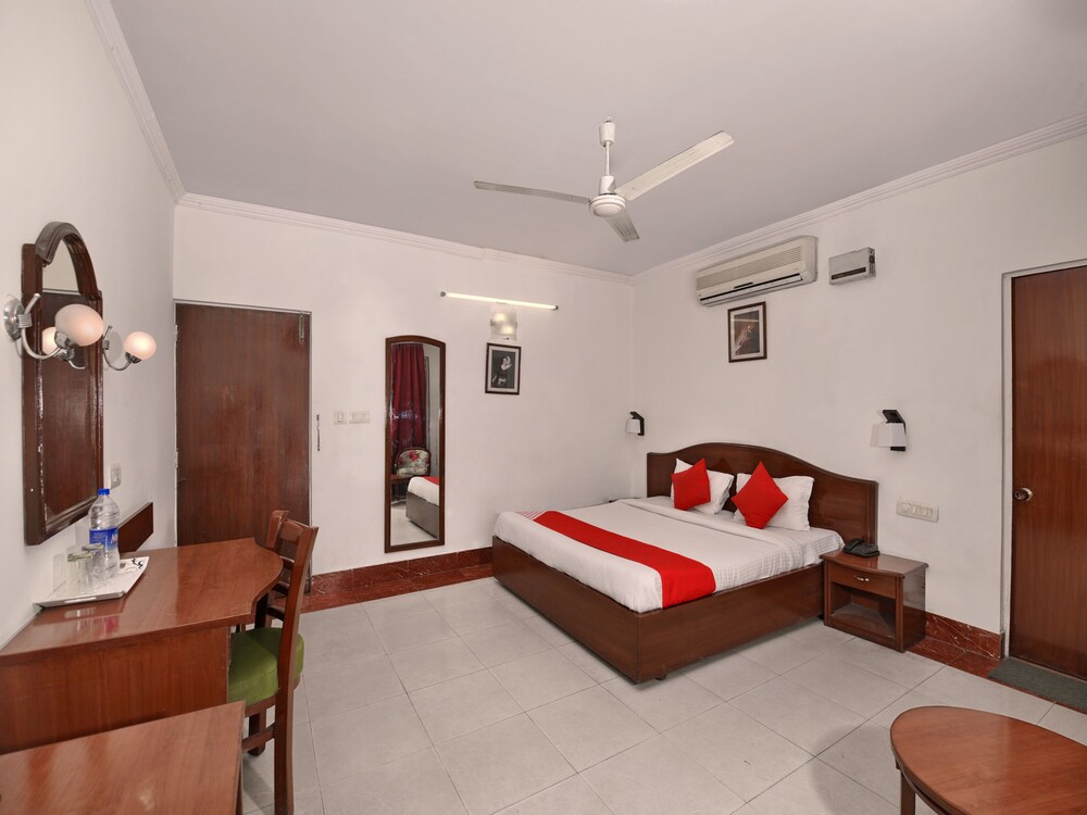 OYO 5232 Kwality Hotel - last minute hotel in Dehra Dun