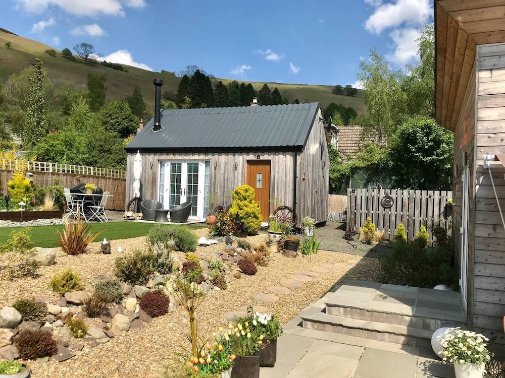 The Bothy your unique luxury refuge — 4-Star Luxury Hotel in Crieff, United Kingdom